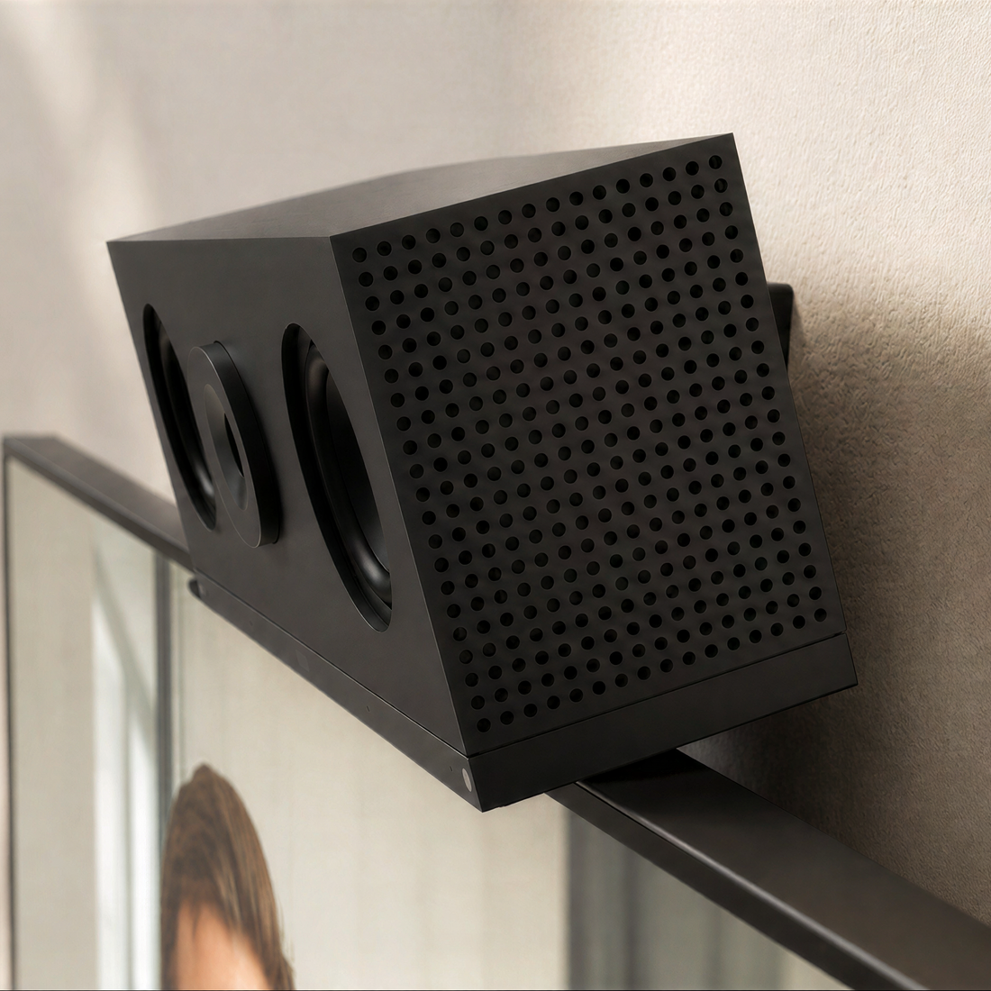 Heckler Angle Adapter for Huddly C1 product view.