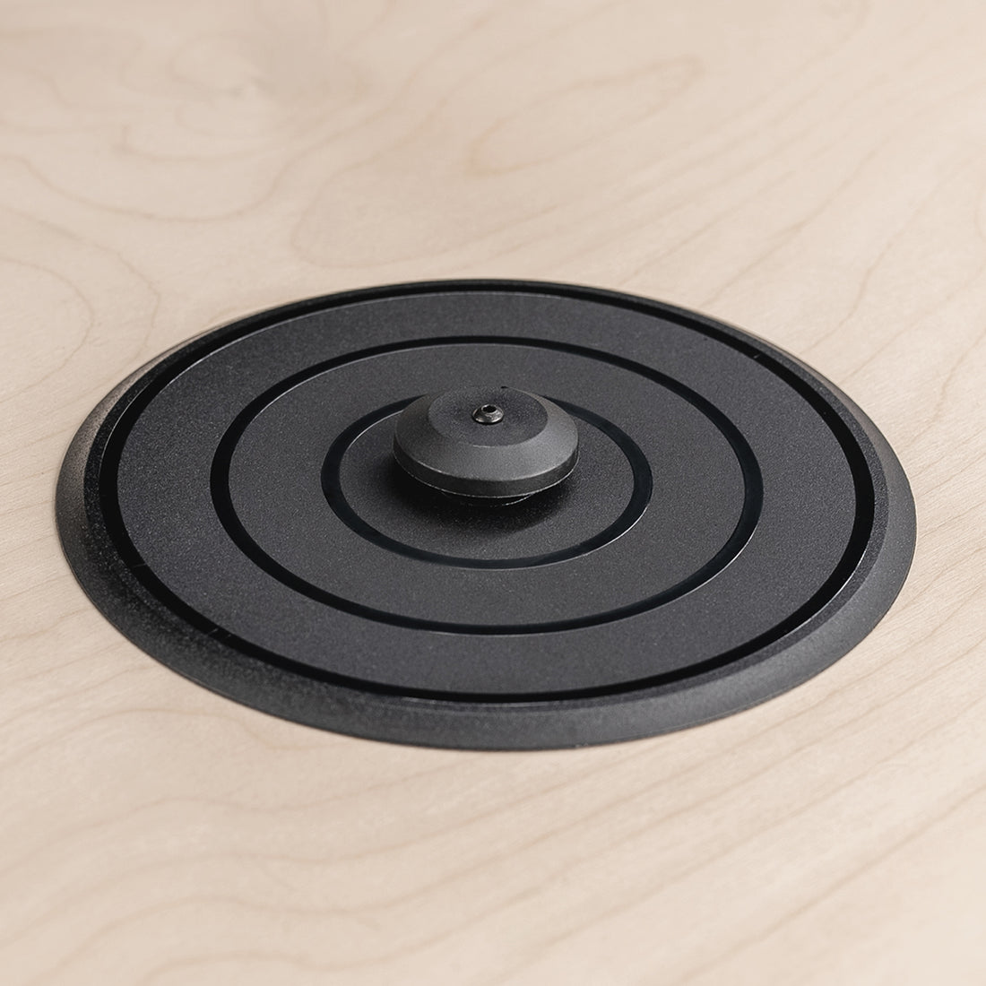 Heckler WindFall PivotTable T222, top view showing urethane mounting base with center swivel hole